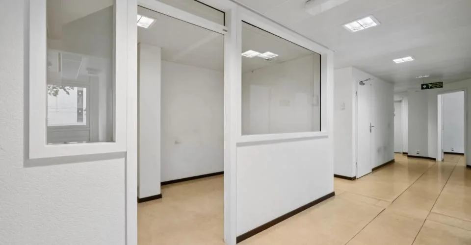 Surfaces administratives aux Charmilles