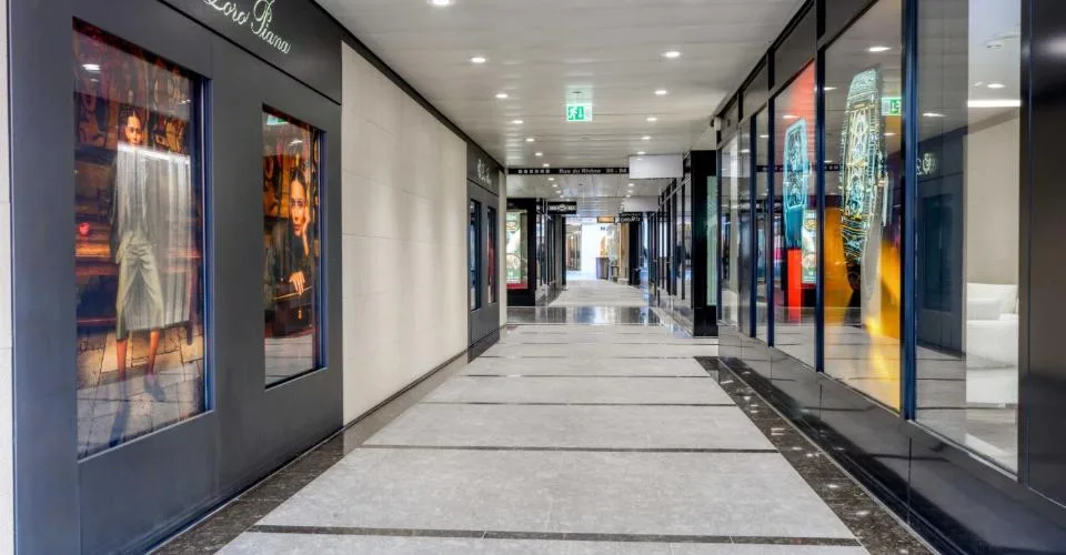 HYPER-CENTRE GENEVE - CHF 900.--m2-an - Bureaux de standing - 158 m²