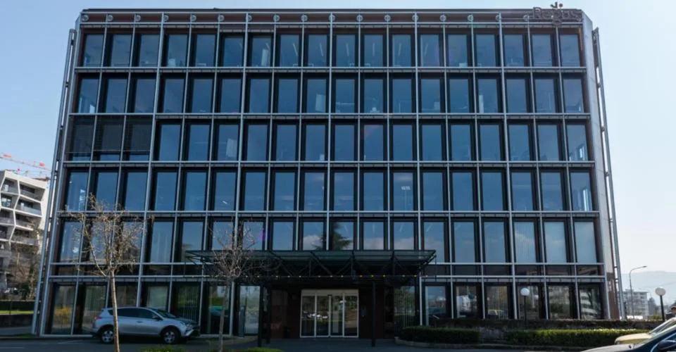 Bureau privé pour 10 à Regus Balexert Tower