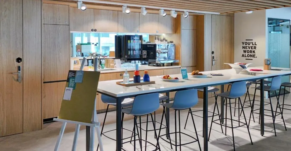 Travaillez en bureaux partagés à Spaces Quartier de l'Étang
