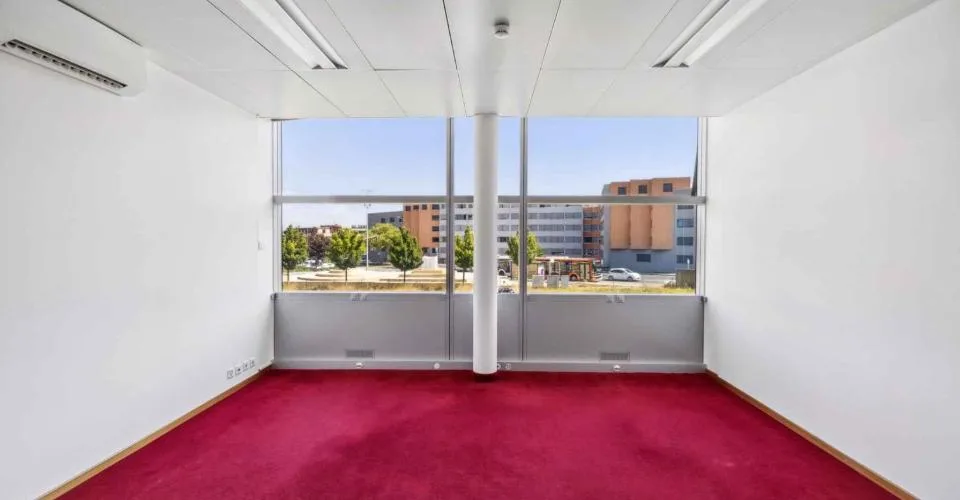 Grand-Saconnex - CHF 320.--m2-an - Loyer progressif attractif - Bureaux d'environ 230m2