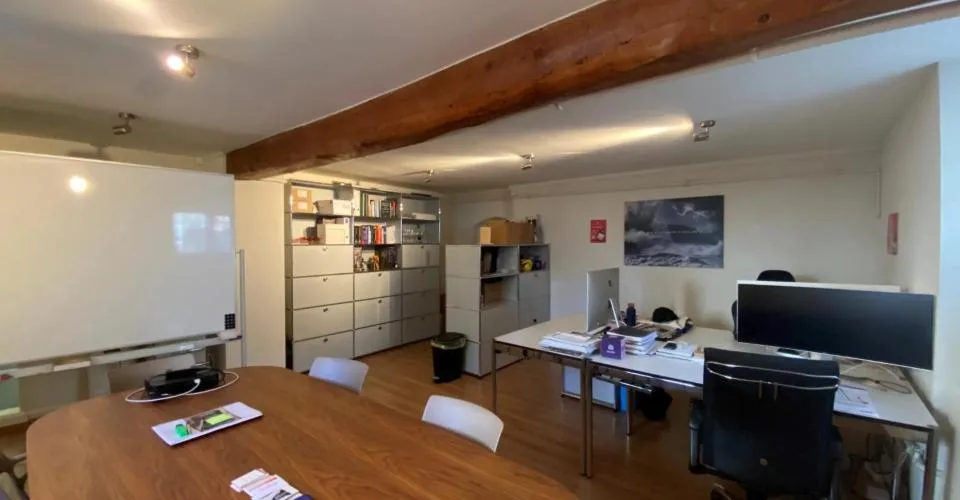 Surface de bureaux entre Malagnou et Florissant