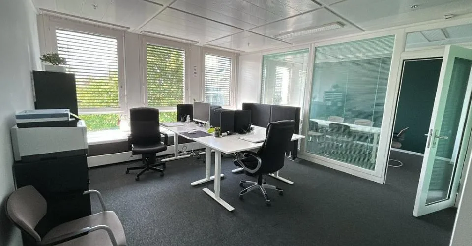 Surface Bureau 60 m2 - 3ème étage