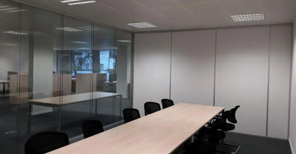 VERSOIX - Bureaux lumineux d'env. 262 m² ? Rez-de-chaussée