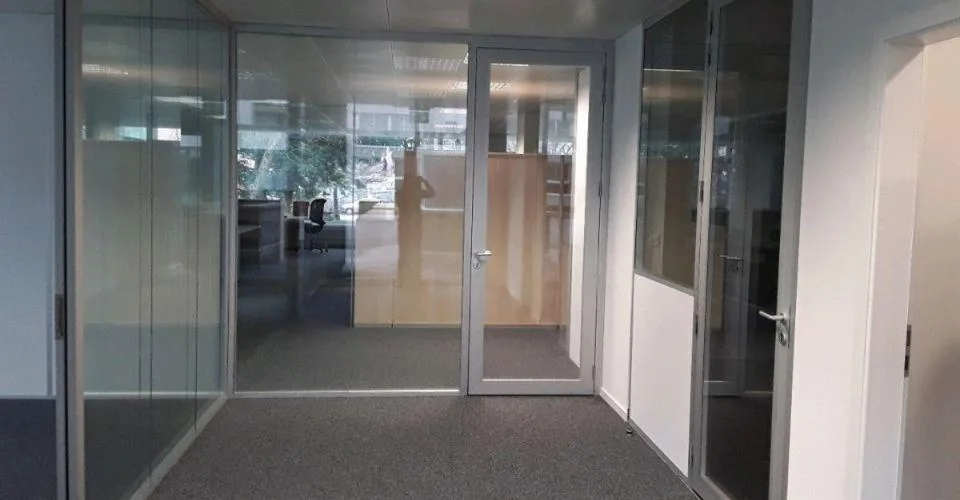 VERSOIX - Bureaux lumineux d'env. 262 m² ? Rez-de-chaussée