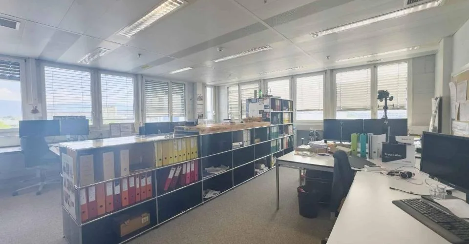 Bureaux aménagé de 886m2 au 4ème étage