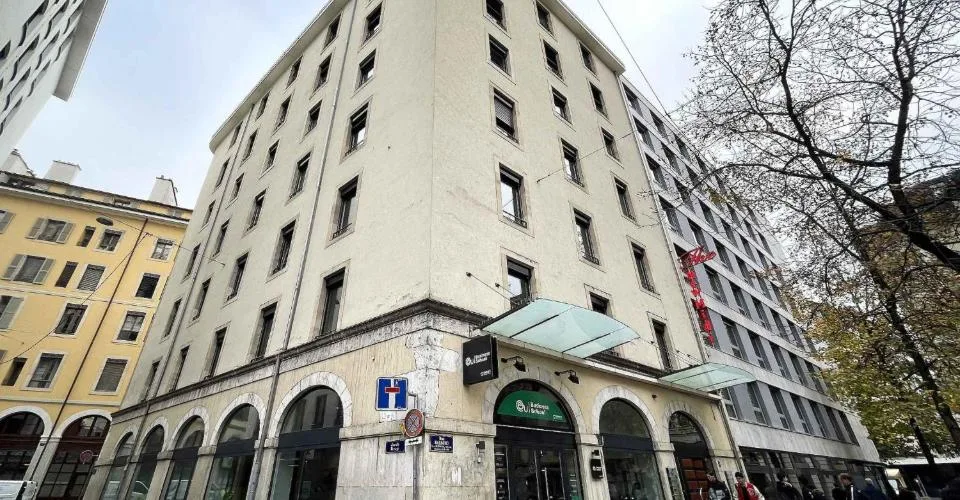 Saint-Gervais - Mont-Blanc - CHF 550.--m2-an - Bureaux de standing de 245m2