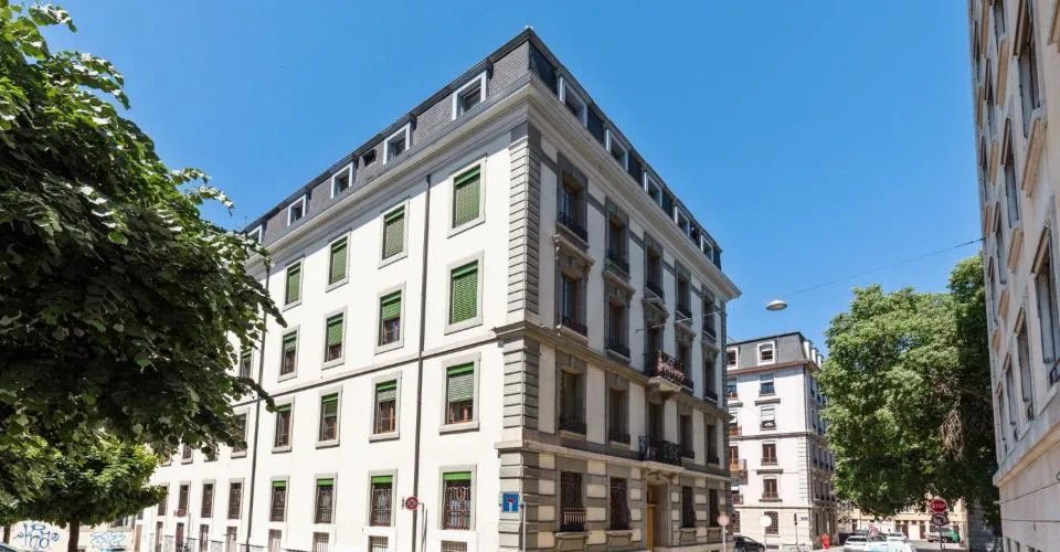 Bureau de prestige, proximité immédiate du Parc des Bastions