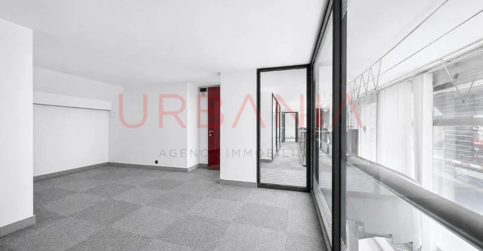 En exclusivité - SURFACE COMMERCIALE - BUREAUX – HYPER-CENTRE DES EAUX-VIVES