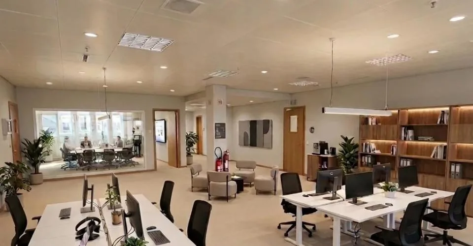 Bureaux au coeur de Genève avec terrasse