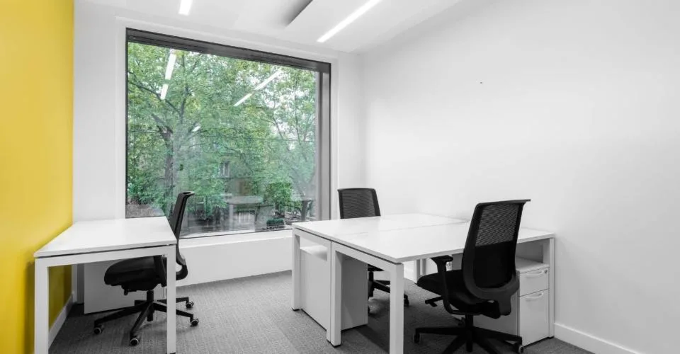 Bureau privé pour 3 à Regus City Centre