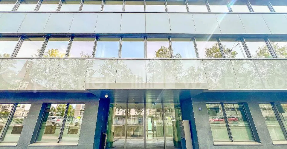 Bureaux de 259 m² divisibles au rez-de-chaussée | Lancy | Olliquettes 10