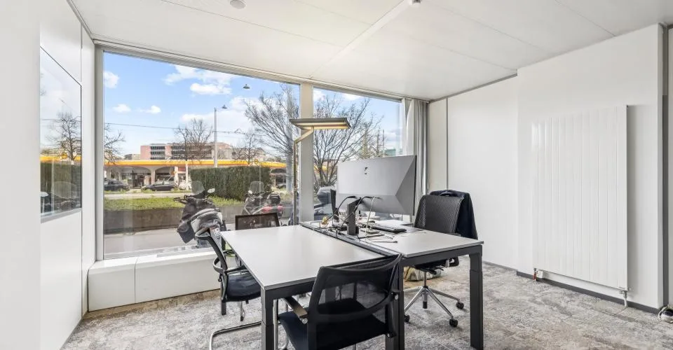 BUREAUX PLUG & WORK 269 m² | Quartier Pont Rouge