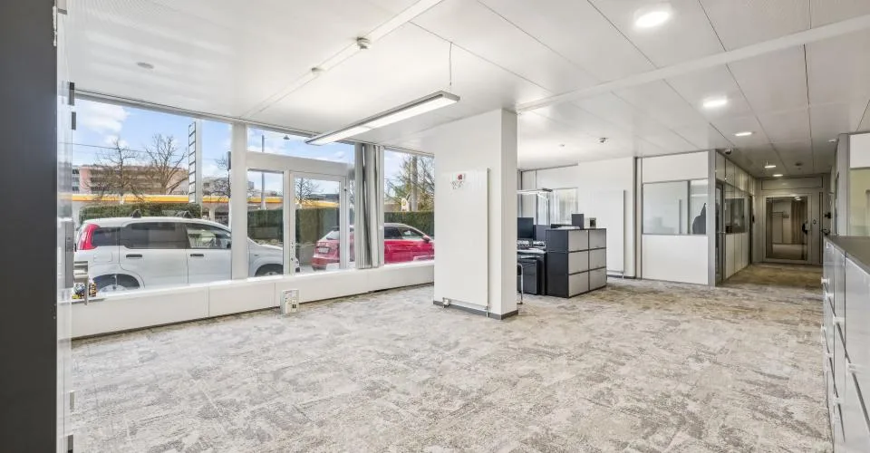 BUREAUX PLUG & WORK 269 m² | Quartier Pont Rouge