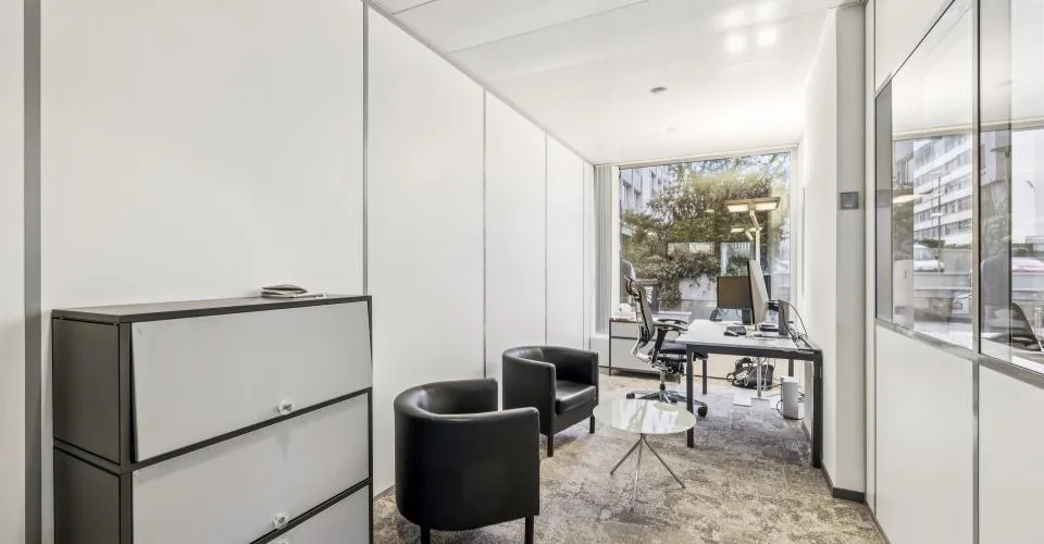 BUREAUX PLUG & WORK 269 m² | Quartier Pont Rouge