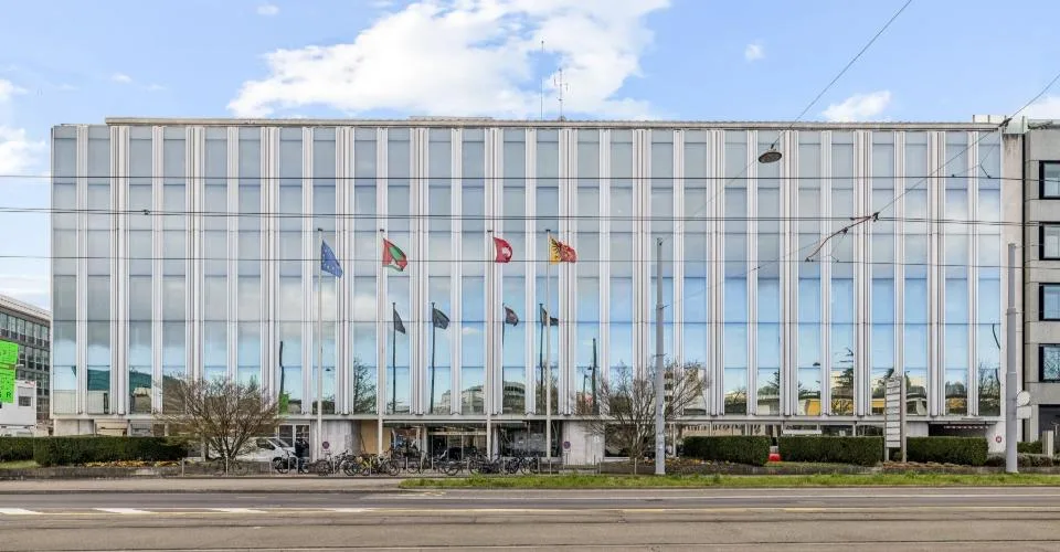 BUREAUX PLUG & WORK 269 m² | Quartier Pont Rouge