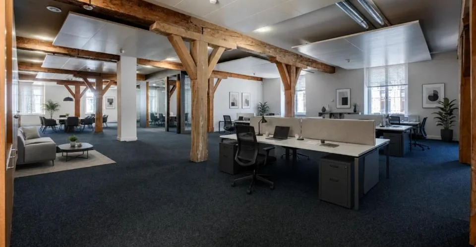 Bureaux à la place du Molard