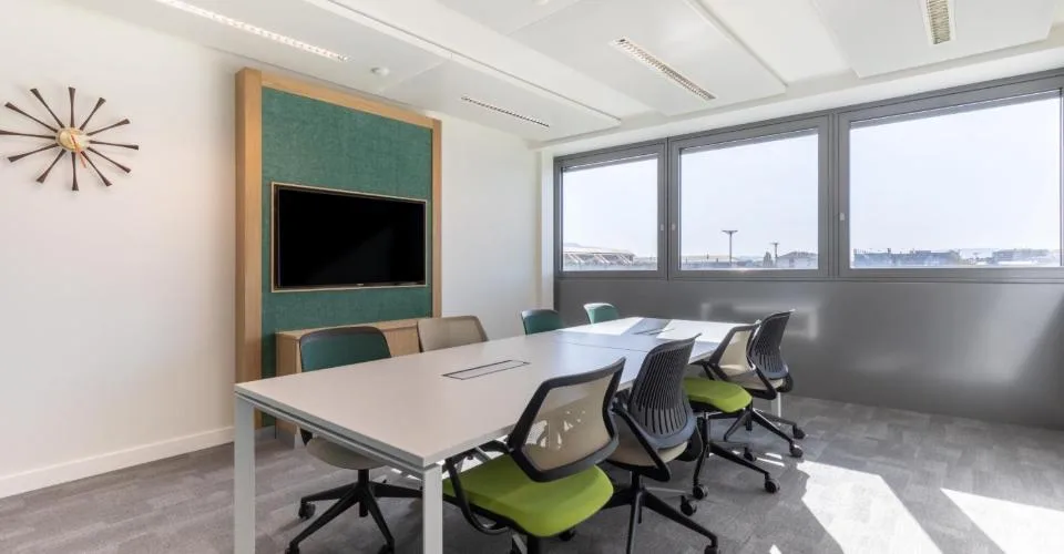 Bureau privé pour 5 à Regus Nations