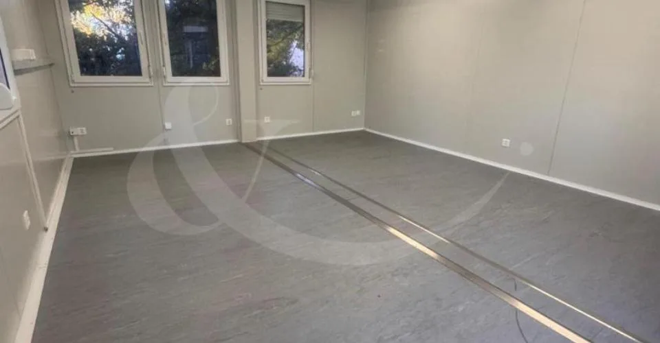 Av. de Pailly 5, Bureaux préfabriqués à louer ? 30 m², lumineux et bien situés