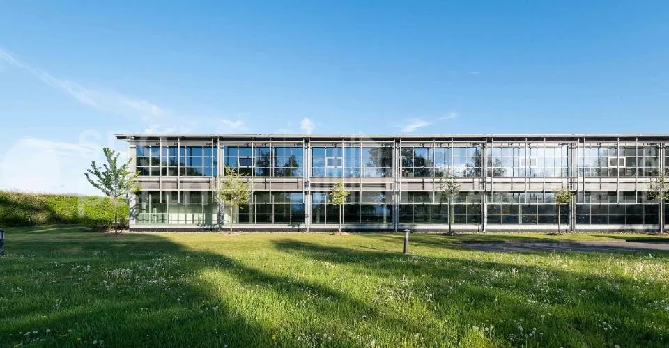 Bureaux aménagés à louer de 300 m² - Onyx Business Park