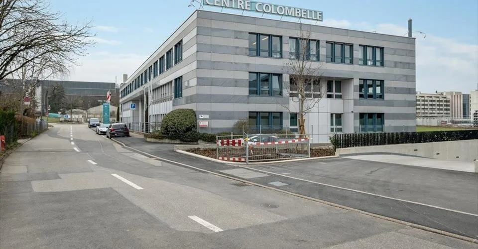 Bureaux à louer - env. 66 m2 à proximité de l'aéroport
