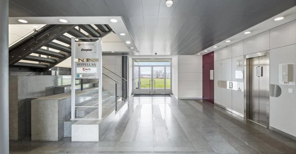 Bureaux à louer - env. 66 m2 à proximité de l'aéroport