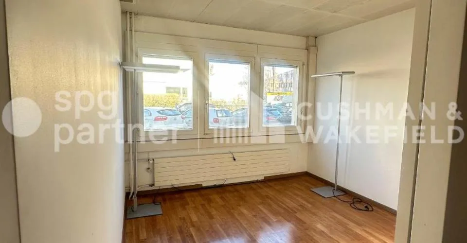 Surface de 312 m² en RDC pour activité artisanale, showroom ou activité B2B