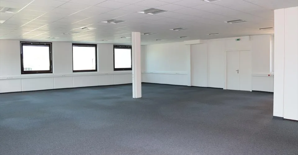 ZI ZIMEYSA - Satigny - Bureaux de 400 m2