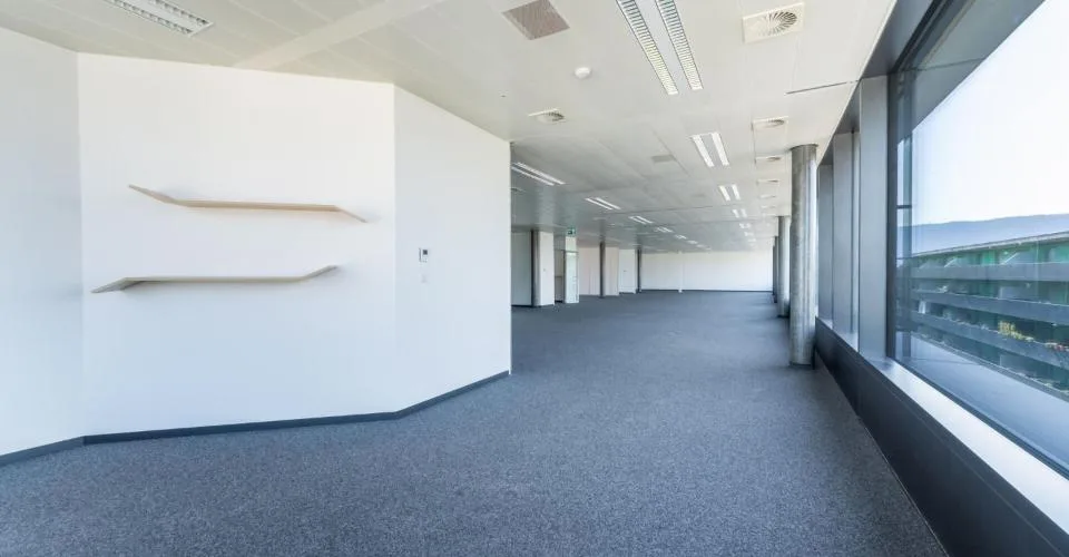 Surface administrative de 292 m² au 4? étage - grands plateaux de bureaux lumineux et modulables