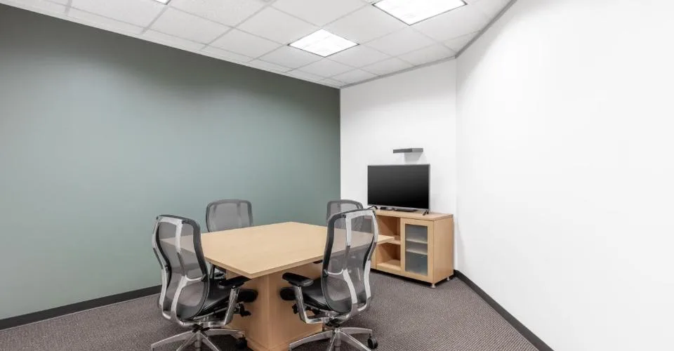 Bureau privé pour 5 à Regus Versoix Station Lakeside
