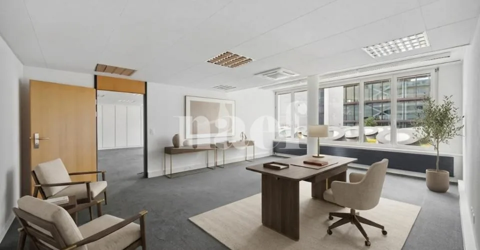 Bureaux lumineux et fonctionnels au cœur de Delémont – Proche de la Gare
