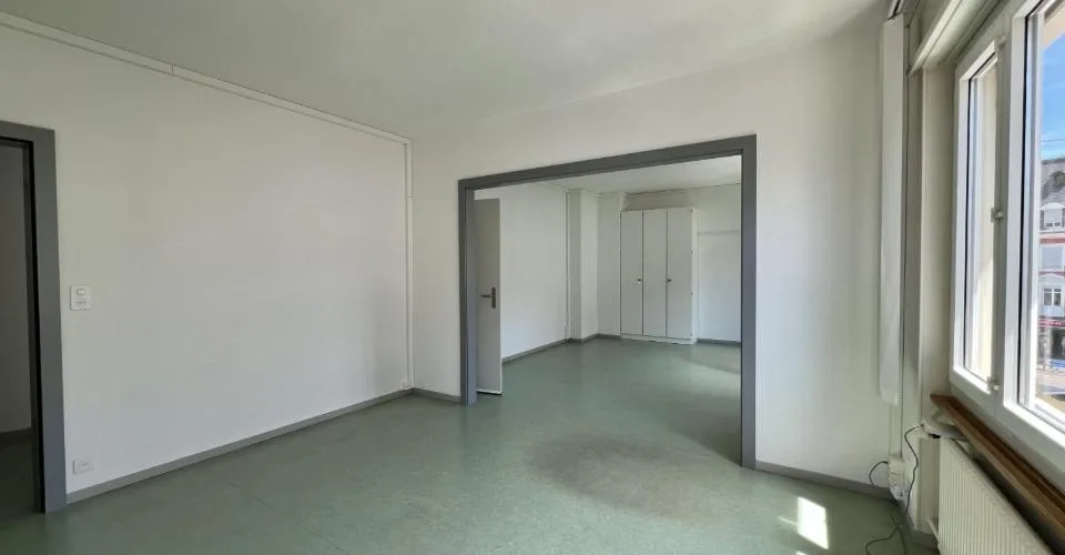 À louer à Delémont bureau de 6 pièces au 2ème étage