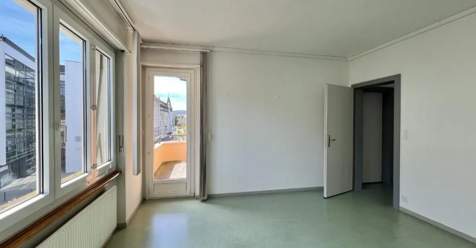 À louer à Delémont bureau de 6 pièces au 2ème étage