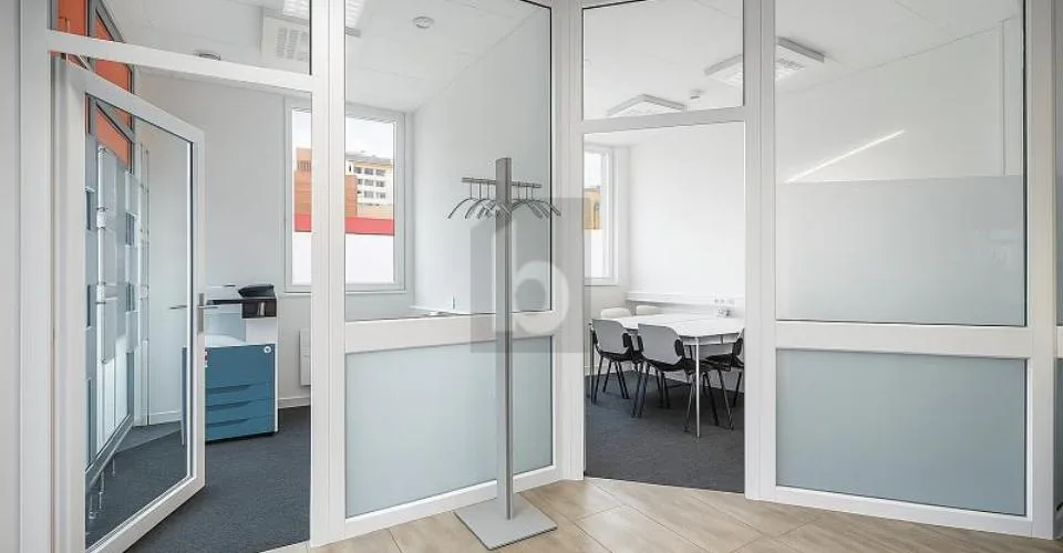MODERNE ET IDÉALEMENT SITUÉ