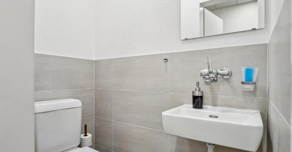 local commercial (91m2)