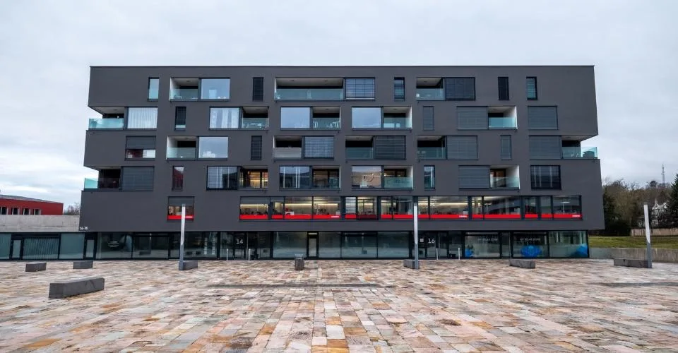 Surface commerciale d'env. 114.54 m2 à louer