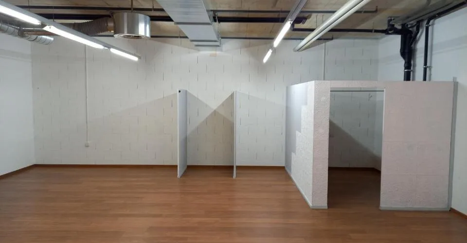 Surface commerciale de 55 m² – Passage stratégique au Centre Cormanon