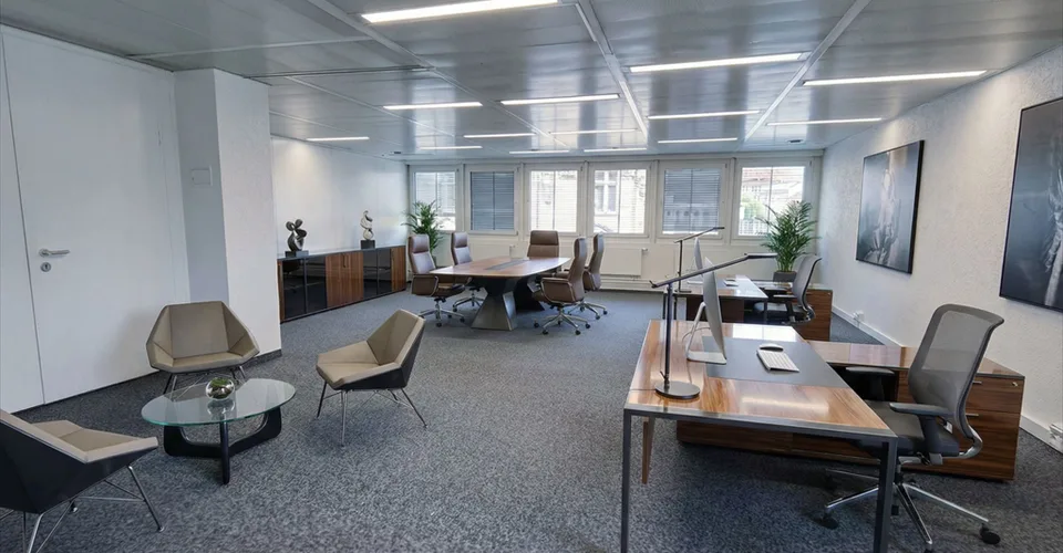 1er loyer offert - Spacieux bureaux lumineux en plain centre-ville