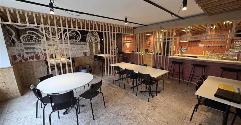 RESTAURANT A LOUER – Au Cœur de la Ville de Romont - plain-pied !
