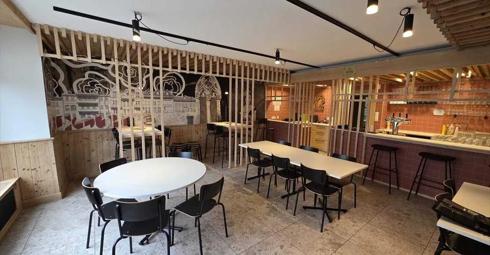 RESTAURANT A LOUER – Au Cœur de la Ville de Romont - plain-pied !