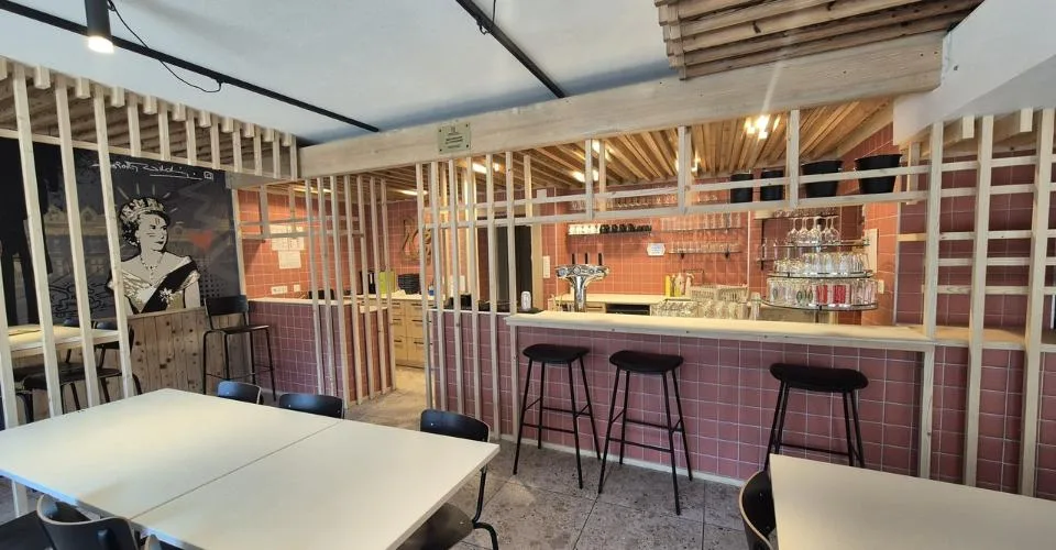 RESTAURANT A LOUER – Au Cœur de la Ville de Romont - plain-pied !