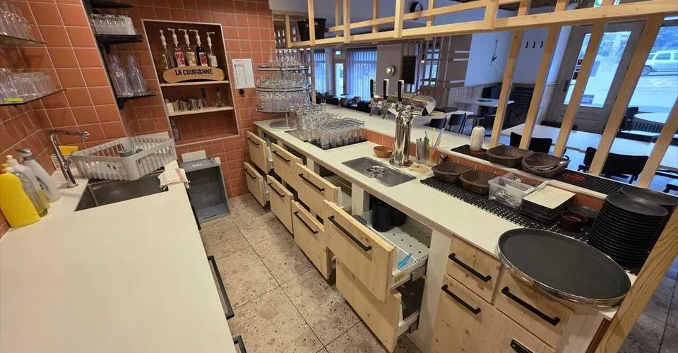 RESTAURANT A LOUER – Au Cœur de la Ville de Romont - plain-pied !