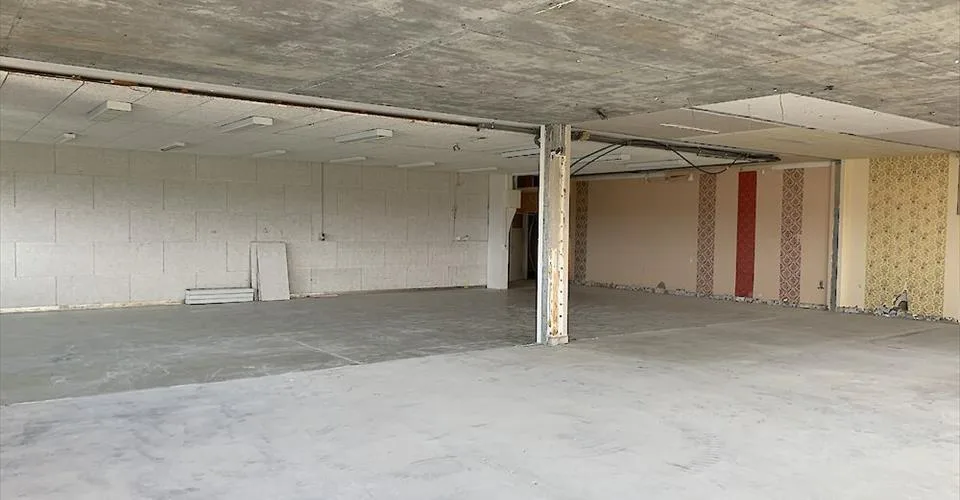 Restaurant spacieux et lumineux situé sur la Warpelstrasse à Düdingen