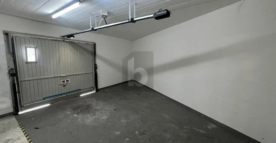 GROSSZÜGIG, FLEXIBEL MIT EIGENER GARAGE
