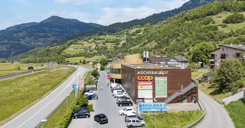 Surfaces de vente et d'exposition flexibles dans l'attractif parc d'Aschera