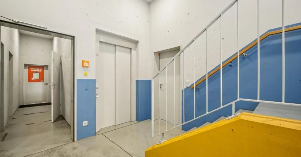 Joli local commercial très bien situé à Perron Ouest, Muri AG