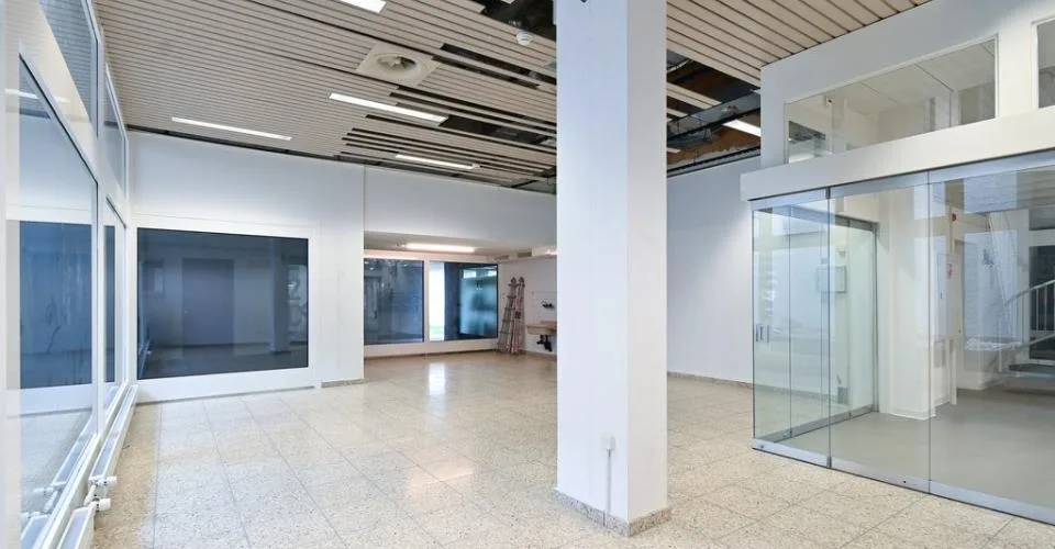 Nouveau locataire - espace commercial adapté au secteur de la santé