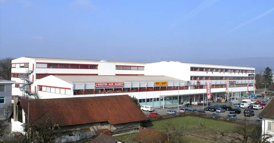 Bel espace commercial à louer