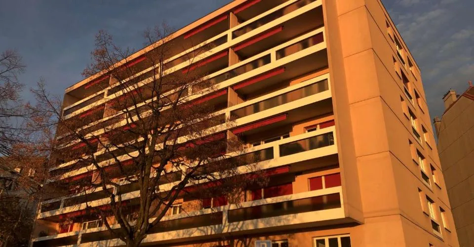 Locaux commerciaux au rez