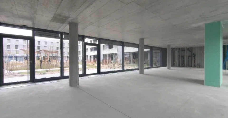 Quartier Horizons En Dorigny - Arcades commerciales et Showroom